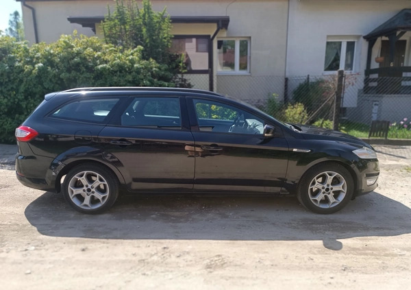 Ford Mondeo cena 17900 przebieg: 315000, rok produkcji 2012 z Zgierz małe 56